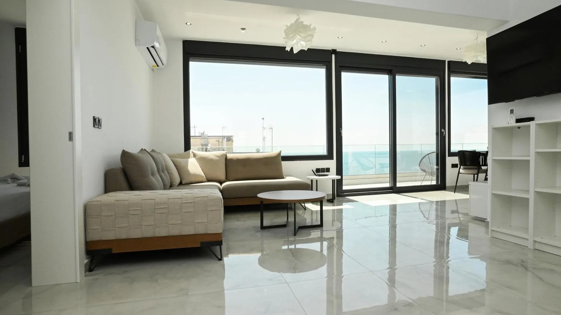 Panorama Penthouse Apartment Nea Kallikrateia