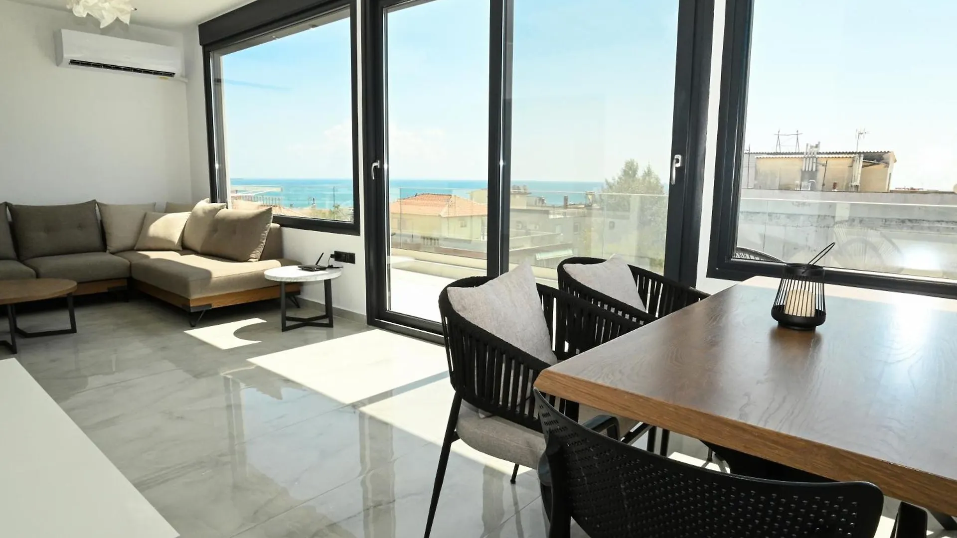 Panorama Penthouse Apartment Nea Kallikrateia