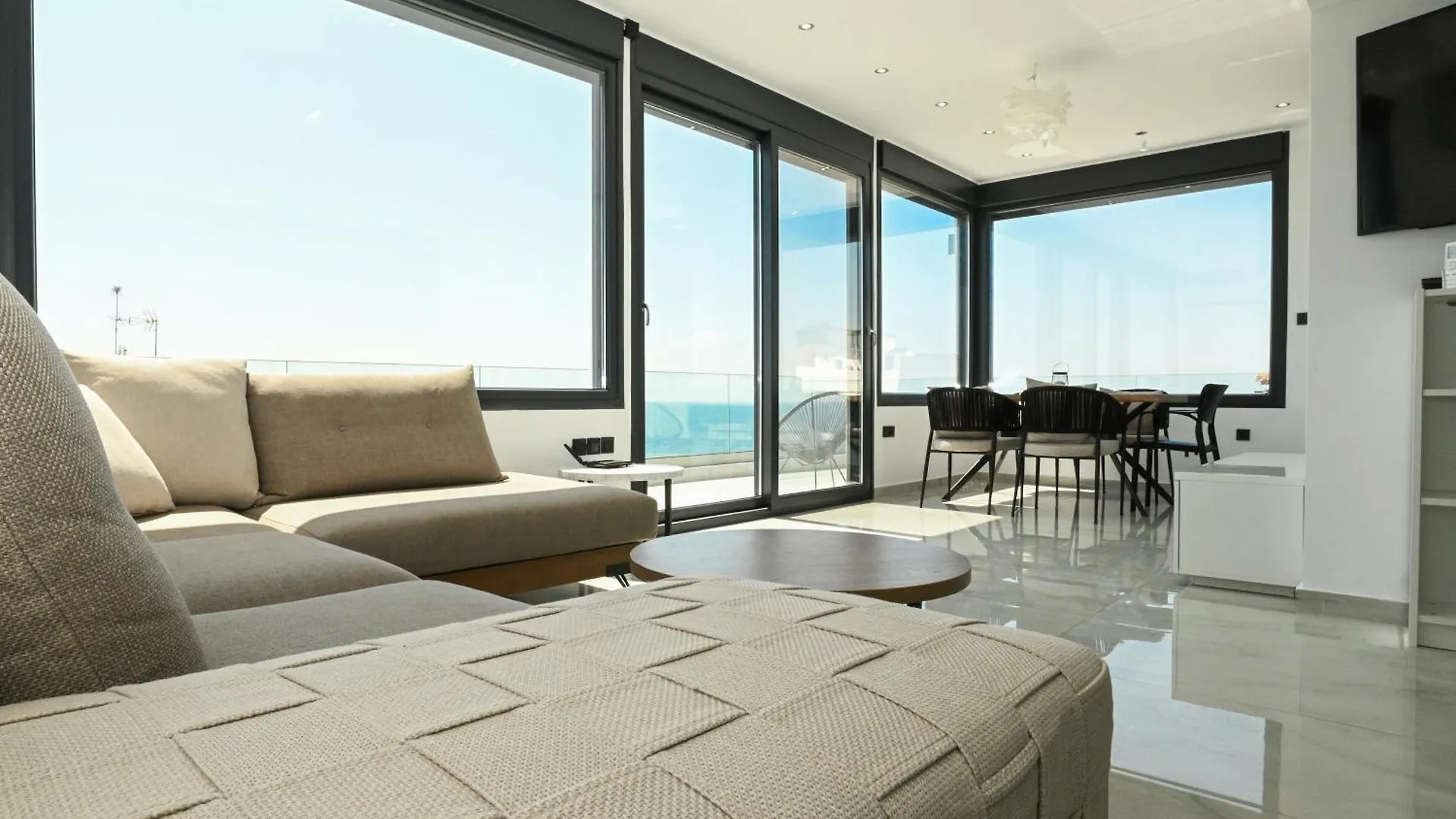 Panorama Penthouse Apartment Nea Kallikrateia