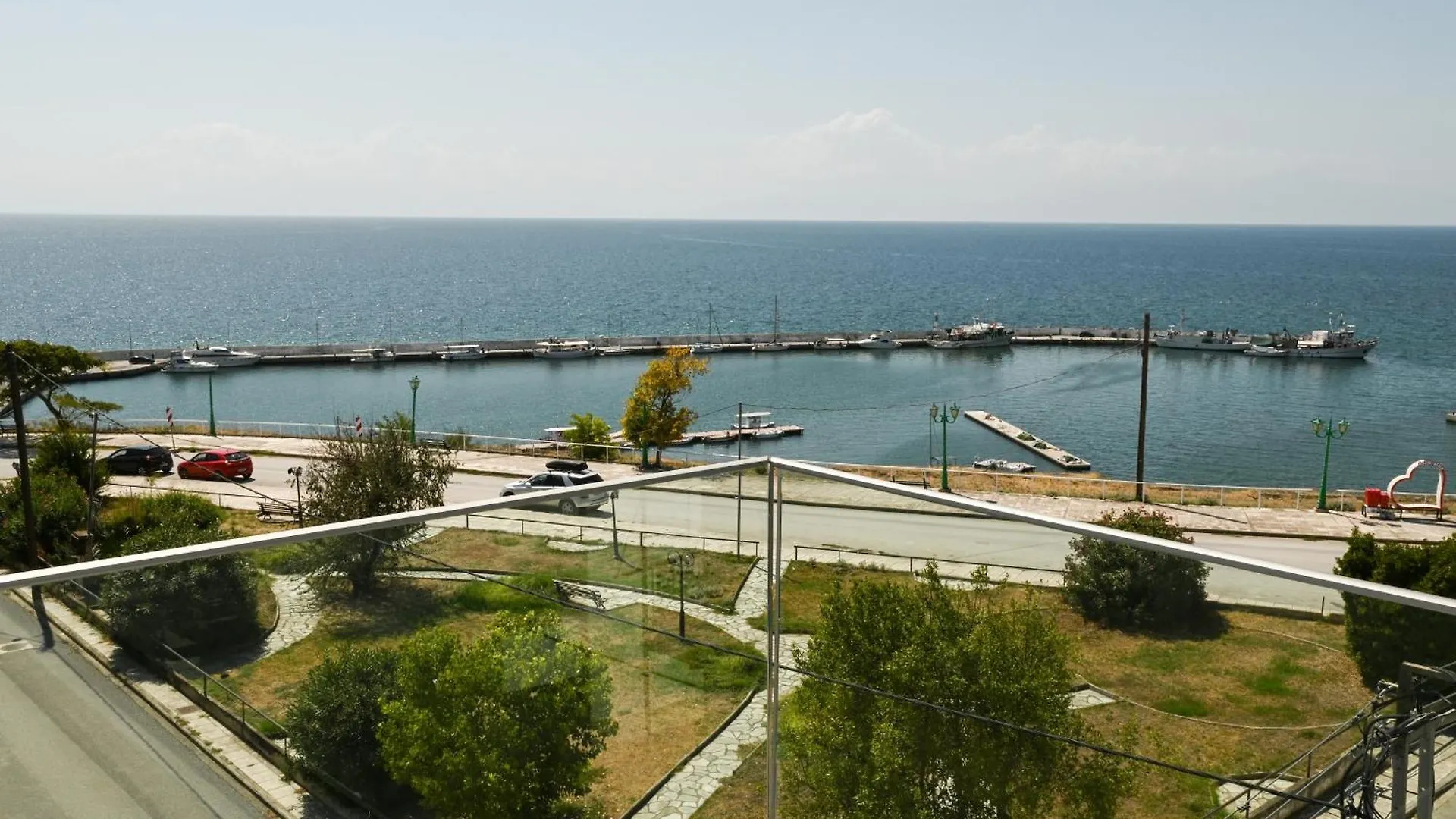 Panorama Penthouse Apartment Nea Kallikrateia 0*,  Greece