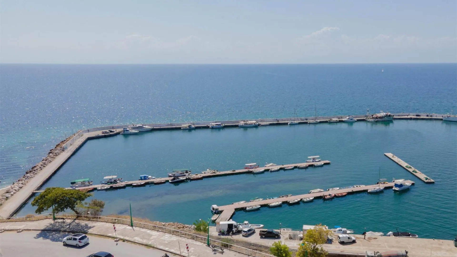 Panorama Penthouse Apartment Nea Kallikrateia