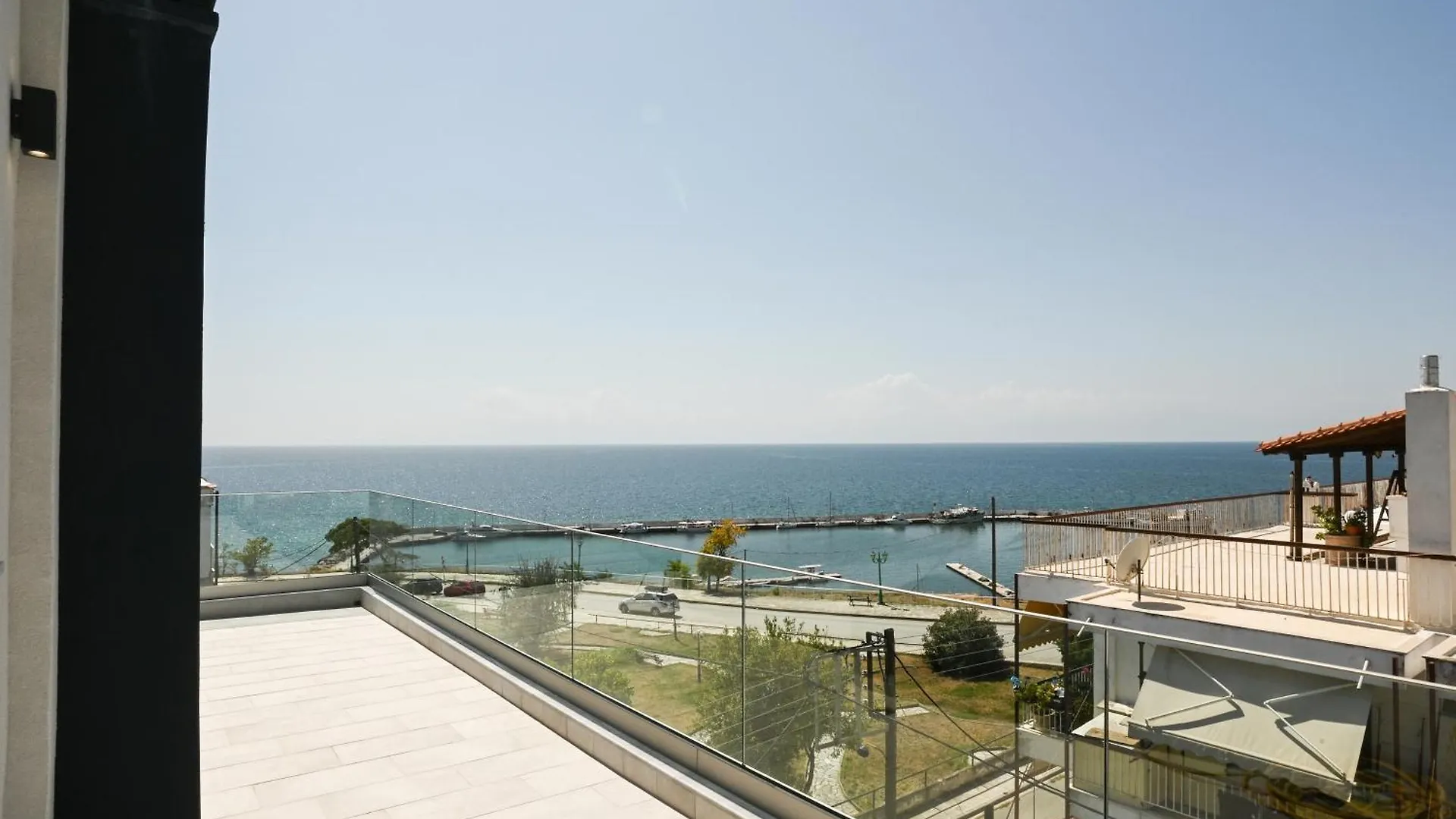 Panorama Penthouse Apartment Nea Kallikrateia